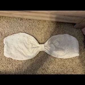 It don’t fit me so it but sitting in my closet